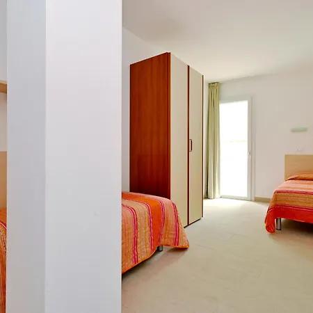 Fiore-9 By Interhome