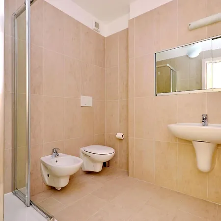 Apartment Fiore-9 By Interhome